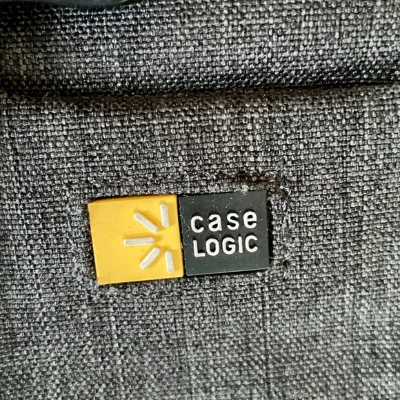 CASE LOGIC Flxm-101 Reflexion Dslr With Ipad Small Cross Body Bag (Granite) - Picture 6 of 11